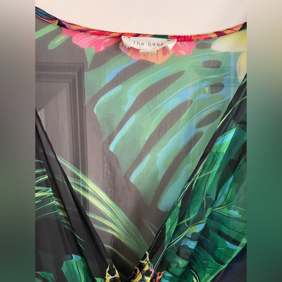 The Sang Vibrant Tropical Floral Print Maxi Dress Sheer Lined Skirt Under - Picture 4 of 10